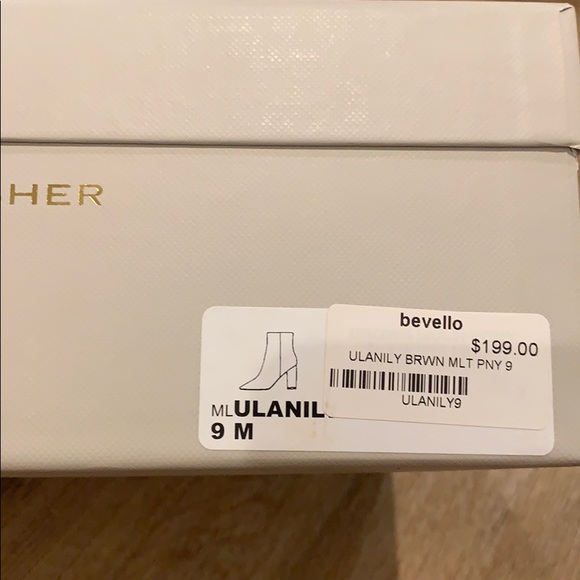 Marc Fisher Ulanily Booties - Picture 3 of 4